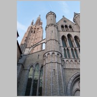 Brugge, Onze-Lieve-Vrouwekerk, photo Joris Heinkens, Wikipedia.jpg